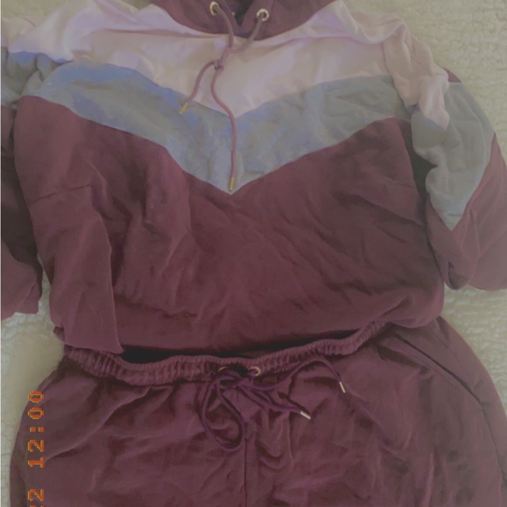 Size XL / 22 | Very Used Condition (EUC) - Picture 6 of 7